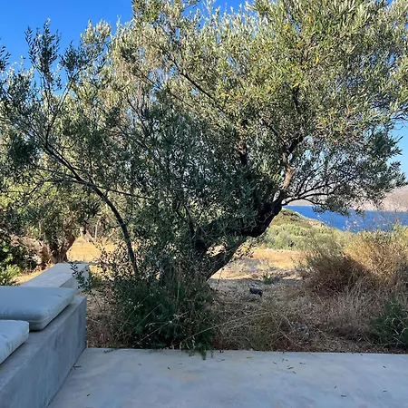 Areti Horizon Pensionat Milos Island